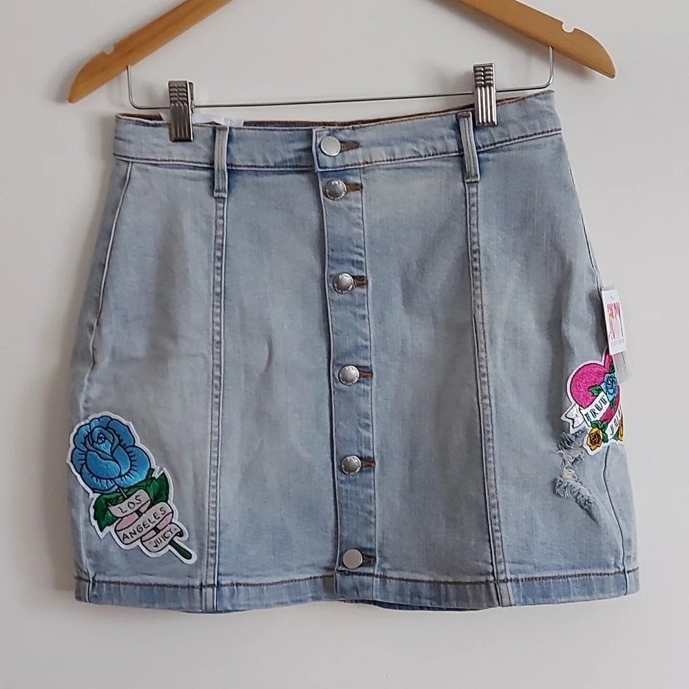 NWT Juicy Juicy Couture Tattoo High Waisted Button Front Denim Skirt, Size… - Picture 2 of 7